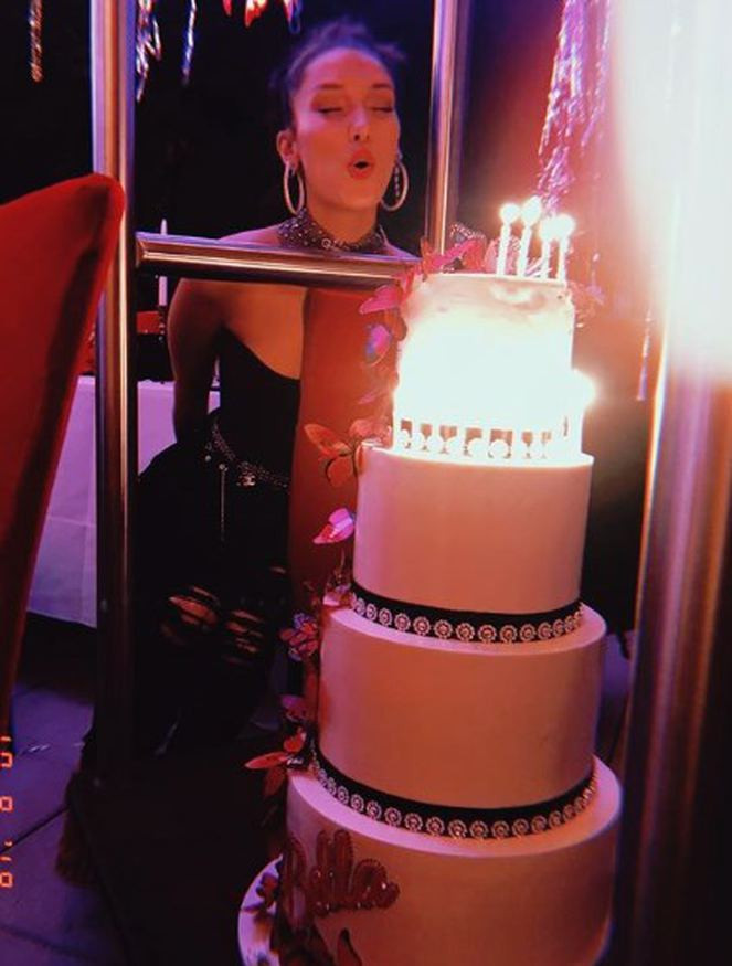 Bella Hadid 22'nci doğum gününü böyle kutladı - Resim: 2