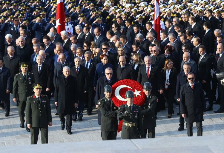 Anıtkabir'de dikkat çeken görüntüler Erdoğan Akşener ve Bahçeli'yi... - Resim: 1