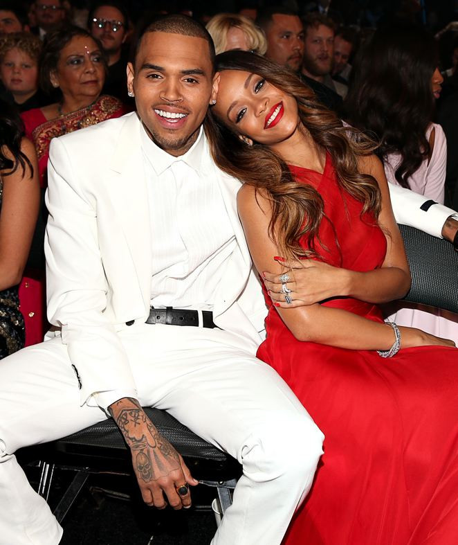 Chris Brown'dan 10 yıl önce dövdüğü Rihanna'nın fotoğrafına şok yorum - Resim: 1