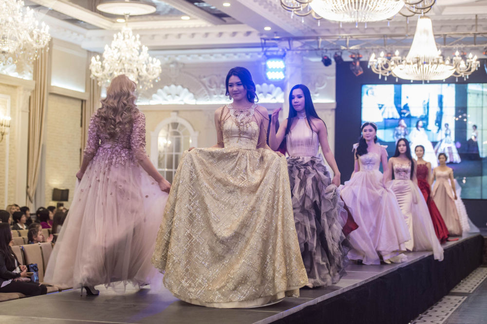 Kırgızistan Güzeli 2018 Yarışması’nın katılımcıları güzelliğiyle göz kamaştırdı - Resim: 3