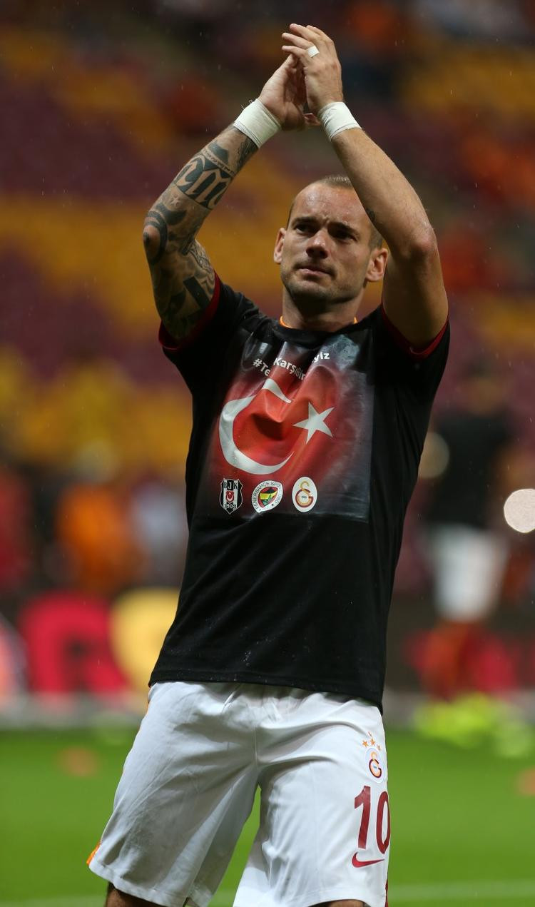 Eski Galatasaraylı Sneijder Katar'ı karıştırdı: Burada oynadığım son maçtı - Resim: 3