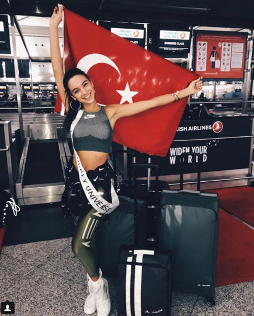 Miss Turkey 2018 ikinci güzeli Tara de Vries, Tayland'da - Resim: 3