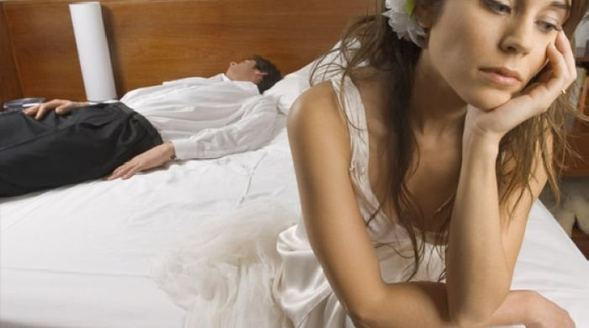 Kadınların ilk gece itirafları: En yakın arkadaşım düğün gecesi kocamla.. - Resim: 3