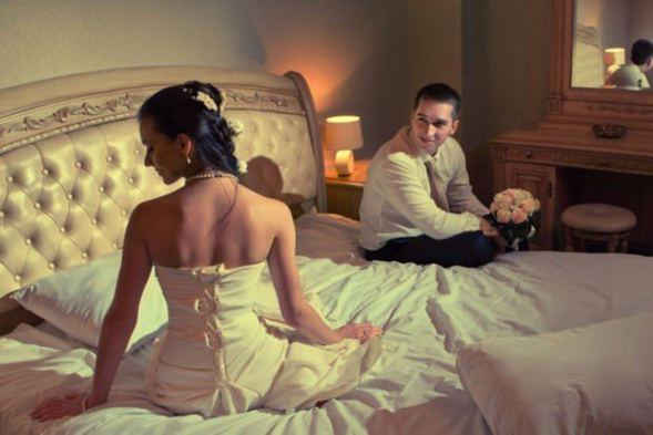 Kadınların ilk gece itirafları: En yakın arkadaşım düğün gecesi kocamla.. - Resim: 4