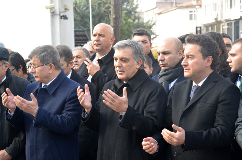 Ahmet Davutoğlu Abdullah Gül ve Ali Babacan cenazede bir araya geldi - Resim: 4