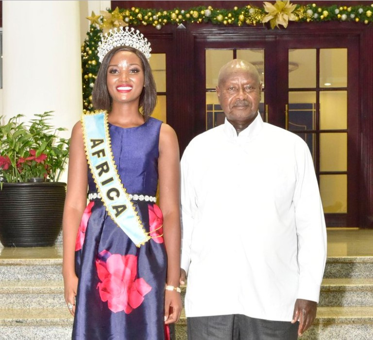 Uganda Devlet Başkanı'ndan ülke güzeline: Doğal Afrikalı saçlarını korumasını istemiştim - Resim: 2