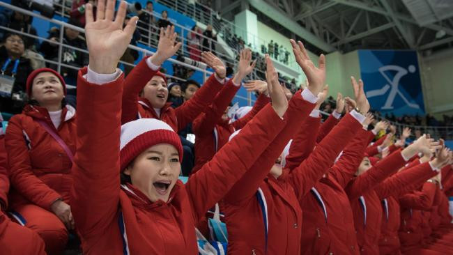 Kuzey Koreli ponpon kızlar hakkında çok şaşıracağınız bilgiler - Resim: 1