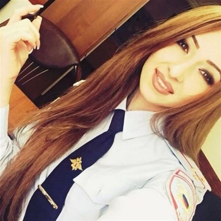 Rusya'nın kadın polisleri sosyal medyayı salladı - Resim: 3