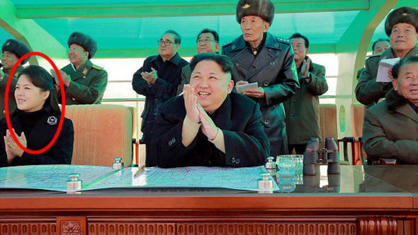 Kim Jong-un'un eşi Ri Sol-ju, Dünyanın en gizemli First Lady'si - Resim: 4