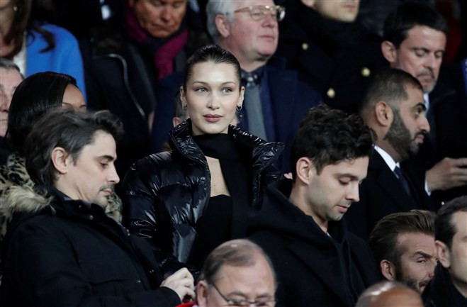 PSG - Real Madrid maçında Bella Hadid rüzgarı - Resim: 4
