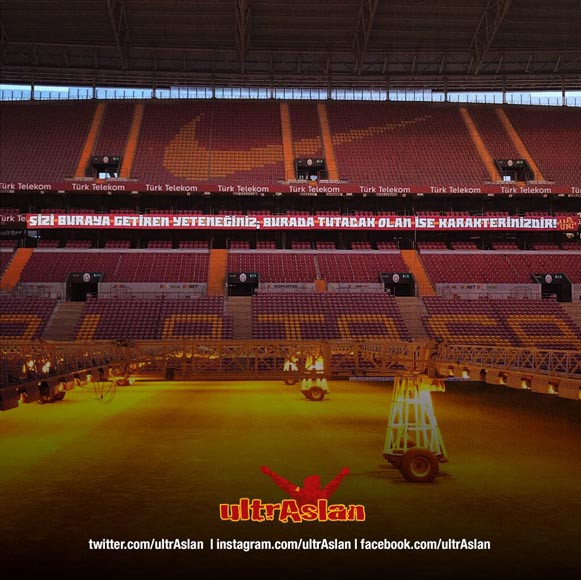 Galatasaray taraftarından Arda Turan için özel pankart! - Resim: 3
