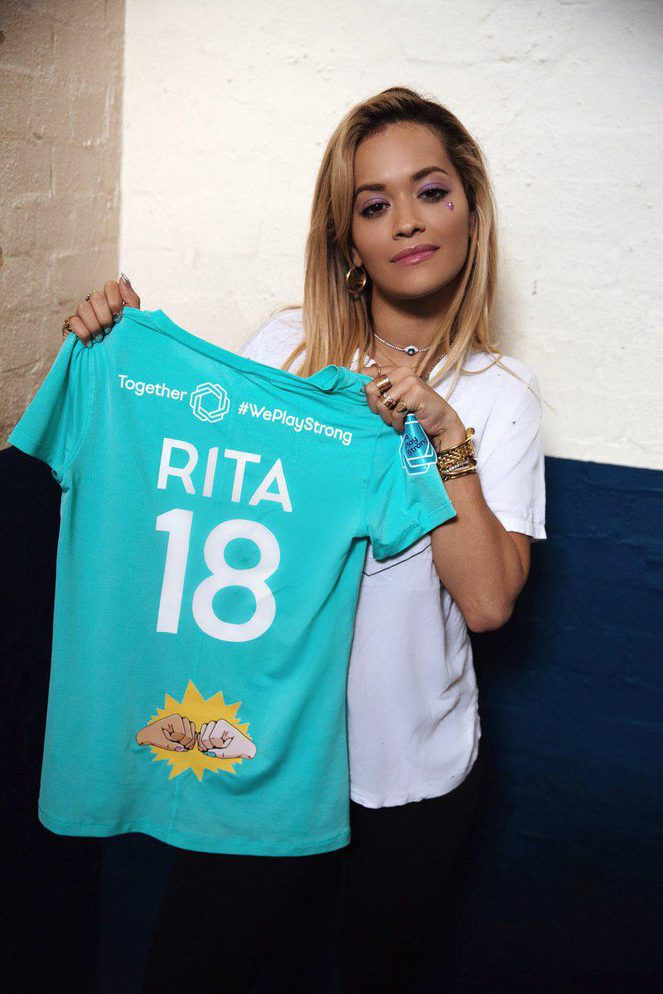 UEFA Rita Ora'yı transfer etti - Resim: 1