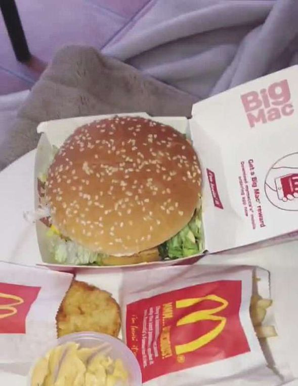 Skye Wheatley'in yediği 1200 kalorilik hamburger şaşkınlık yarattı - Resim: 4