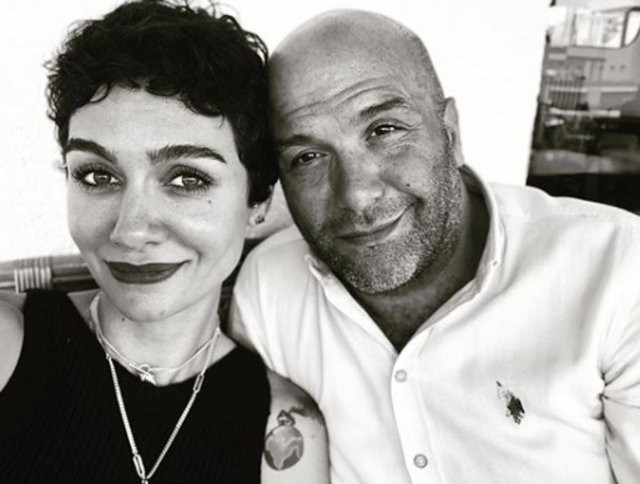 Birce Akalay'ın yeni imajına şok yorumlar! Bitlenmedin mi? - Resim: 4