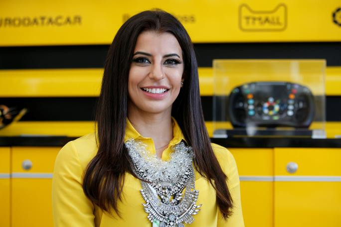 Suudi Arabistan'ın ilk kadın F1 pilotu piste çıktı - Resim: 4