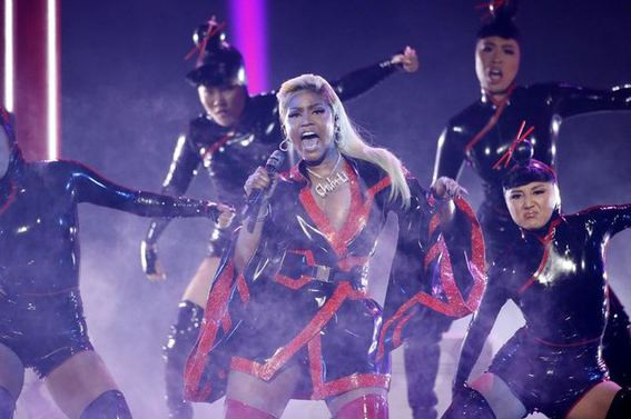 Nicki Minaj BET Awards gecesine damga vurdu - Resim: 1