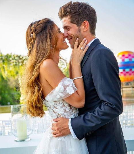 Sergi Roberto ünlü model Coral Simanovich'le evlendi - Resim: 1