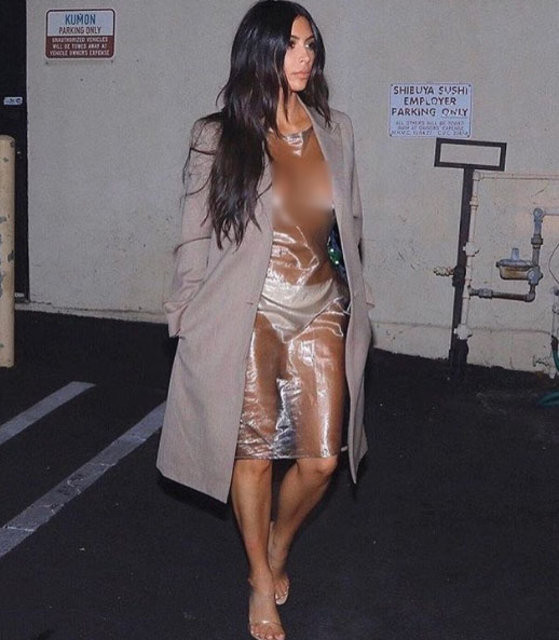 Kim Kardashian'ın transparan kıyafetine eleştiri yağmuru - Resim: 2