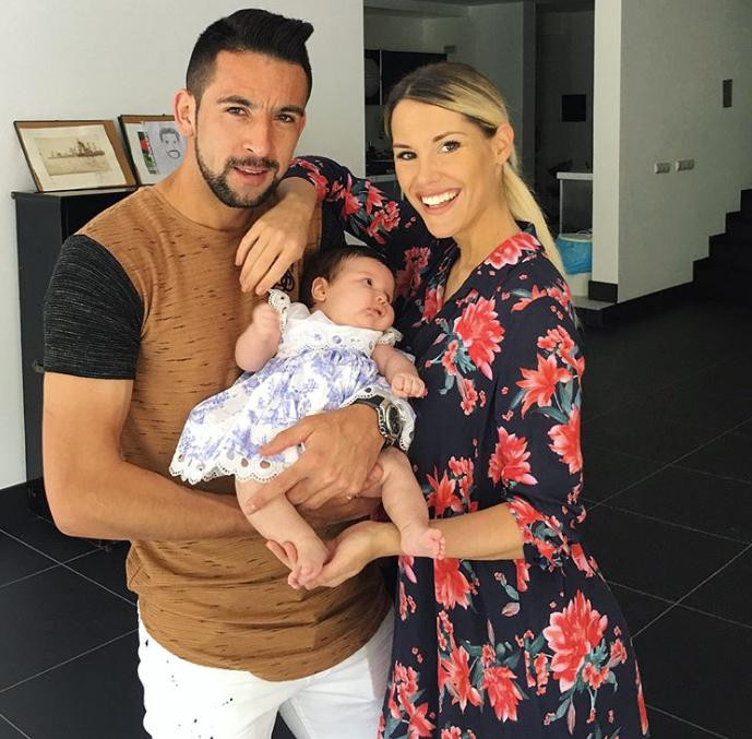 Fenerbahçeli Isla'nın eşi Gala Caldirola: Bebeğimi emziremiyorum - Resim: 3