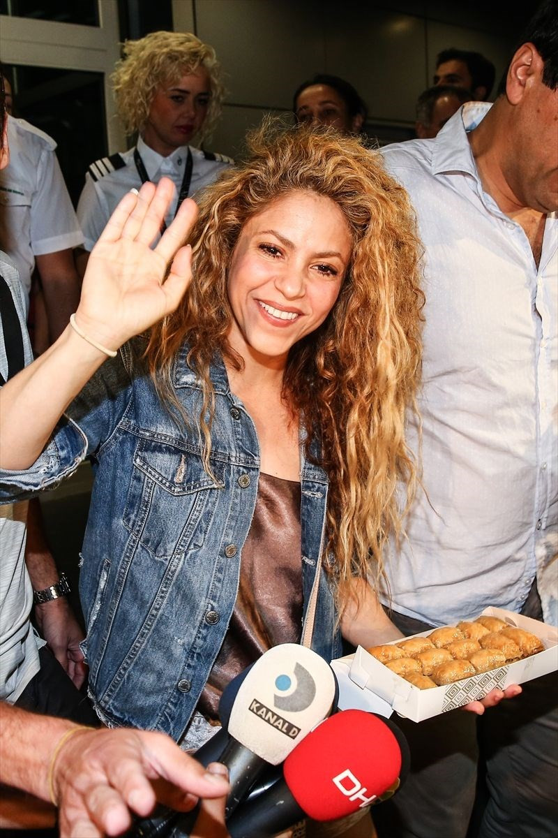 Shakira'ya İstanbul'da baklava ikramı - Resim: 2