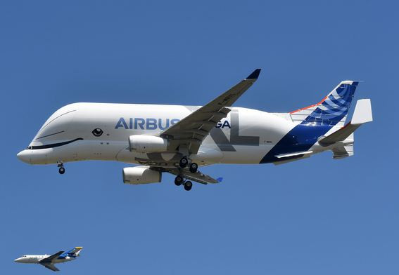 Airbus'ın balina görünümlü uçağı ilk kez göklerde - Resim: 3