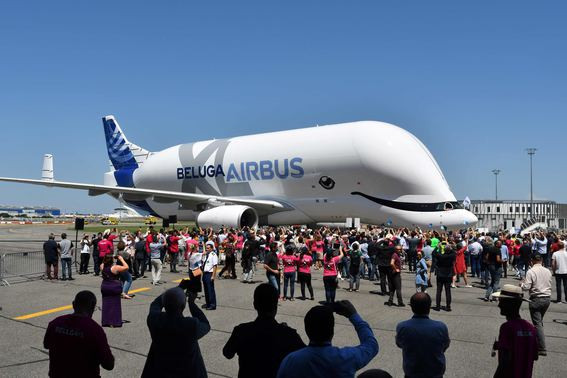 Airbus'ın balina görünümlü uçağı ilk kez göklerde - Resim: 4