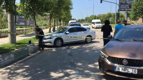 Bursa'da ünlü Bağdat Tatlıcısı'nın sahibi Fatih Karaman'a aracında silahlı saldırı! - Resim: 1