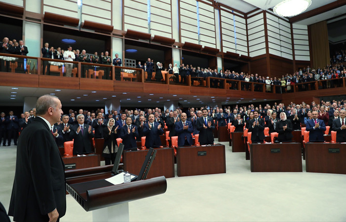 Muhalefet partilerinden Erdoğan'a tepki! Yemin töreninde ayağa kalkmadılar - Resim: 2