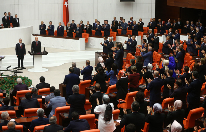 Muhalefet partilerinden Erdoğan'a tepki! Yemin töreninde ayağa kalkmadılar - Resim: 4