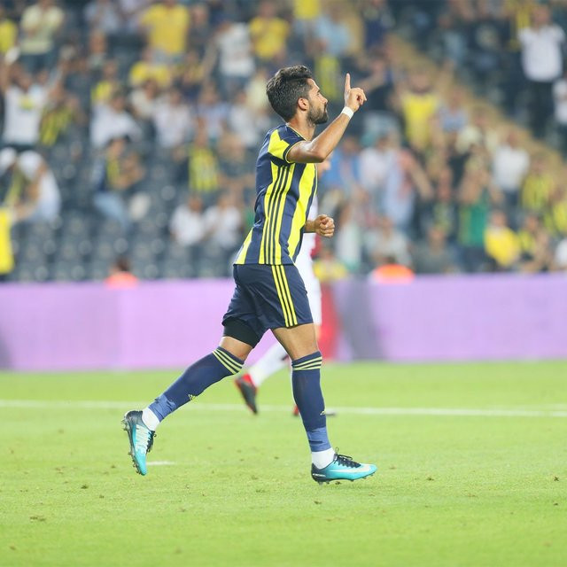 Fenerbahçe'de yıldızlaşan Elif Elmas sosyal medyayı salladı - Resim: 2