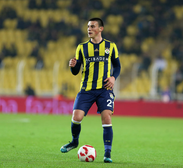 Fenerbahçe'de yıldızlaşan Elif Elmas sosyal medyayı salladı - Resim: 3