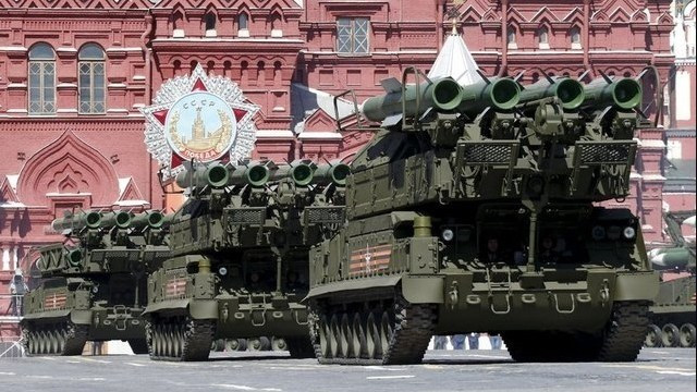 Rusya dev savaş robotunu tanıttı - Resim: 2