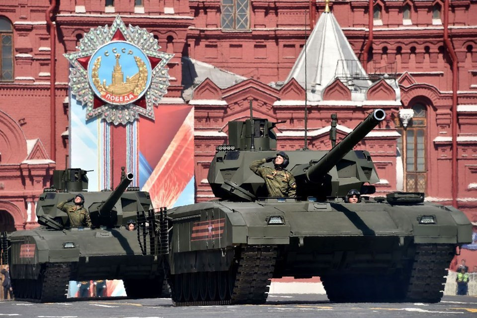 Rusya dev savaş robotunu tanıttı - Resim: 4