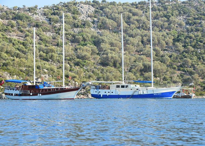 Mehmet Günsür ve ailesi mavi yolculukta - Resim: 1