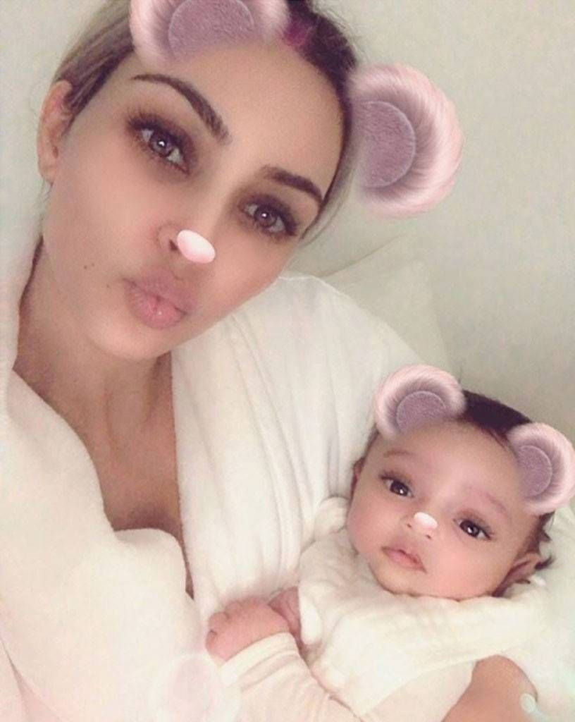 Kim Kardashian bebeğine yeni isim verdi - Resim: 2
