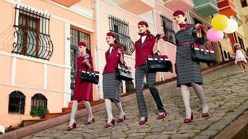 Türk moda dünyası üniformalarını İtalyan modacıya tasarlatan THY'ye tepkili - Resim: 1
