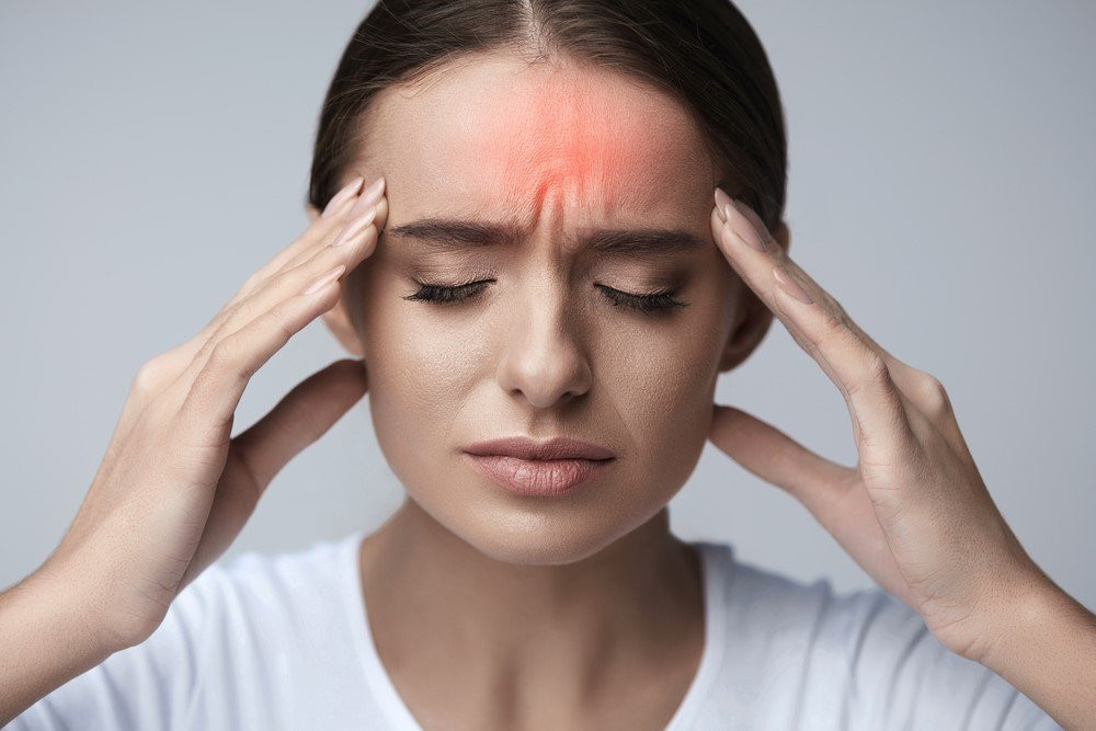 Baş ağrısı ilaçsız doğal yöntemlerle nasıl geçirilir? - Resim: 1