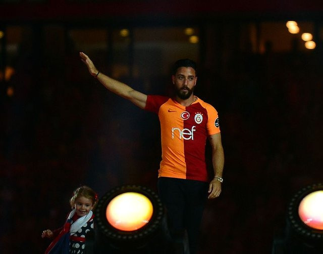 Galatasaray'da forvet transferini engelleyen skandal - Resim: 1