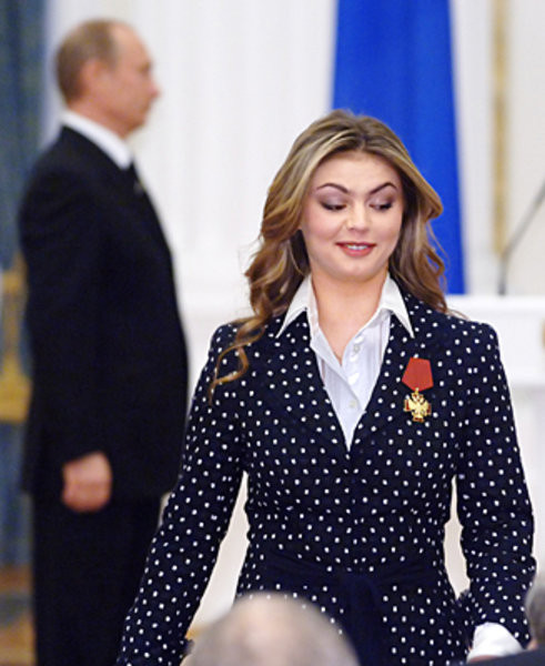 Putin'in 35 yaş küçük sevgilisi Alina Kabaeva'ya gizlice evleniyor - Resim: 4