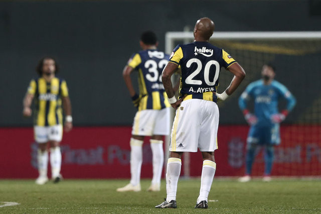 BBC tarihinin en kötü günlerini geçiren Fenerbahçe'yi inceledi - Resim: 1