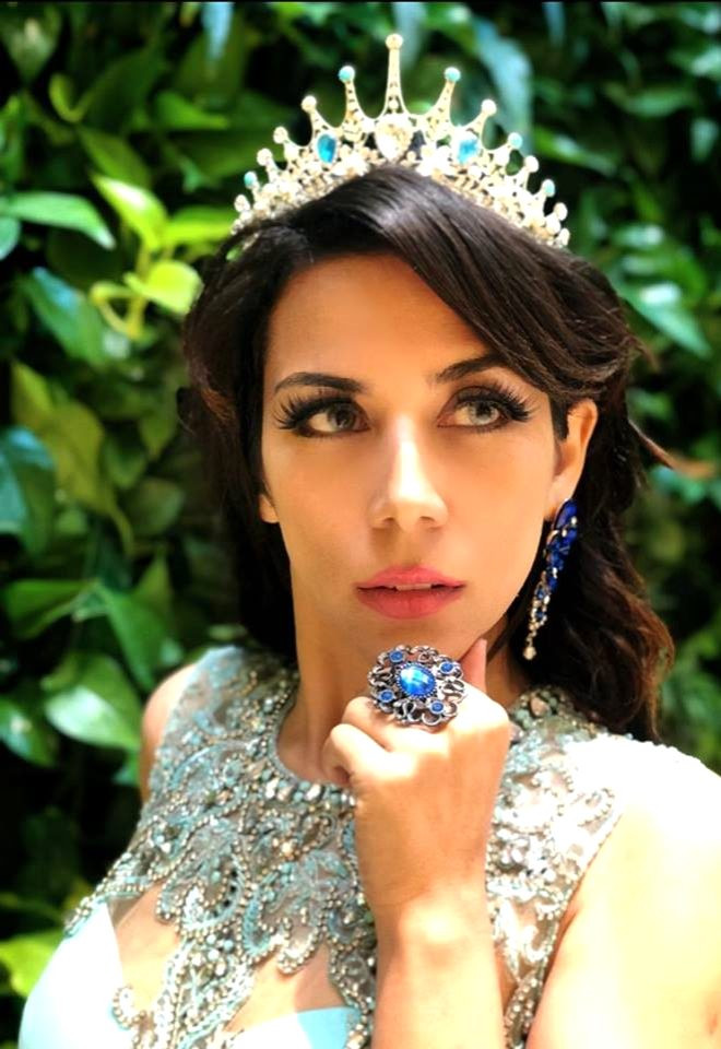 İranlı güzellik kraliçesi Zare Bahari: Gidersem öldürecekler! - Resim: 1