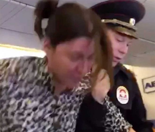 Uçakta olay çıkaran ünlü oyuncu Lidiya Velezheva yaka paça indirildi - Resim: 2