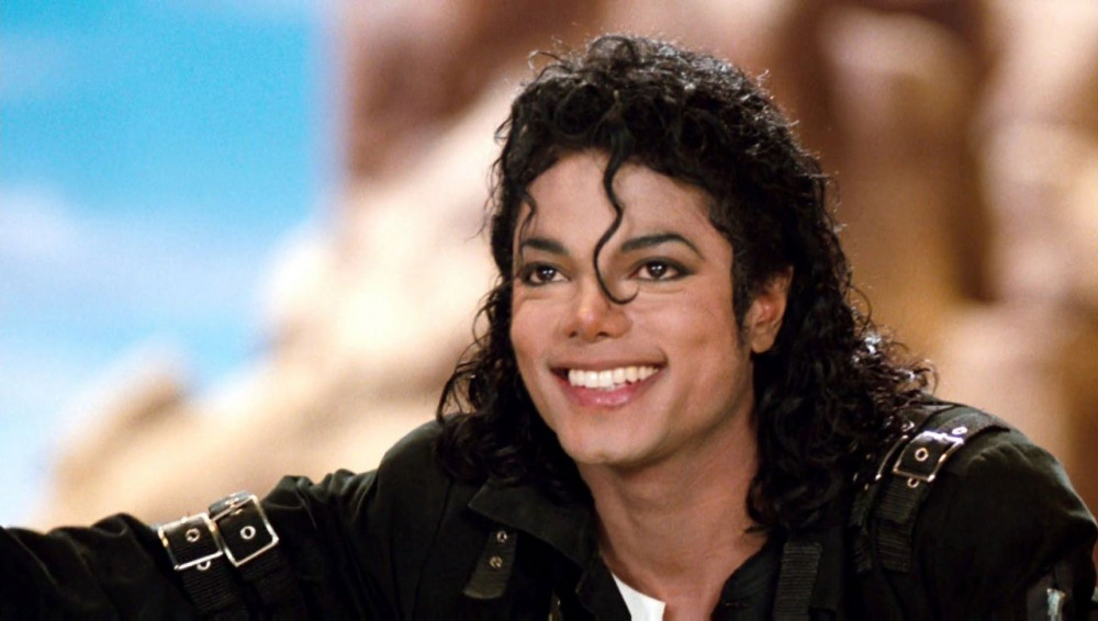 Cinsel tacizle suçlanan Michael Jackson yaşıyor iddiası! - Resim: 2