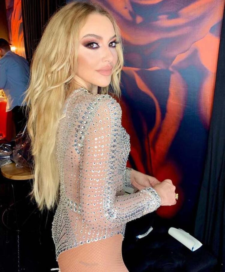 Hadise silikon mu taktırdı? - Resim: 2