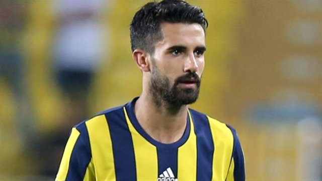 Fenerbahçeli Alper Potuk'un estetiksiz hali sosyal medyada gündem oldu - Resim: 4