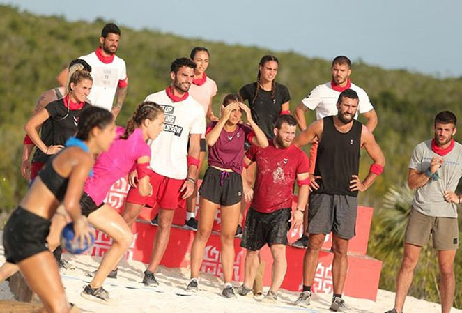 Survivor'da Yunan yarışmacı Afroditi, Türk yarışmacıdan hoşlandığını itiraf etti! - Resim: 1
