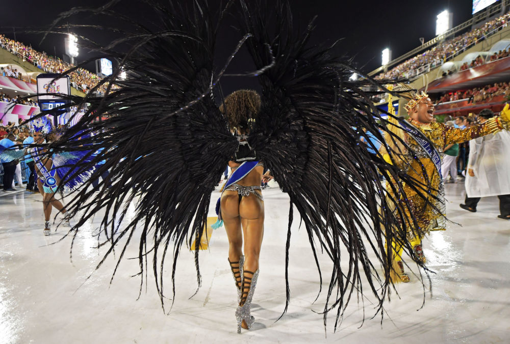 Rio sokaklarında karnaval coşkusu - Resim: 4