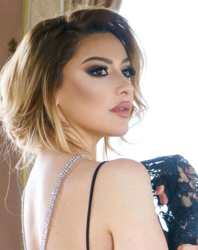 Hadise dekolteli pozlarıyla Instagram'da şov yaptı - Resim: 3