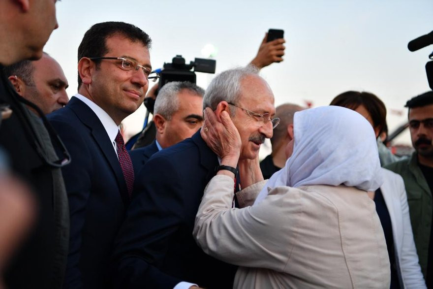 Kılıçdaroğlu, İmamoğlu ve Kaftancıoğlu, çocuk korosuyla birlikte söyledi: Her şey güzel olacak! - Resim: 3