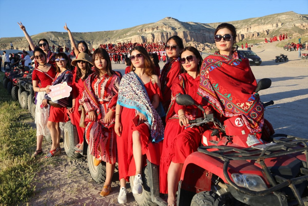 1000 Çinli kadın Kapadokya’da: Hayran kaldılar - Resim: 3